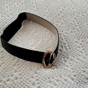 White house black market black belt